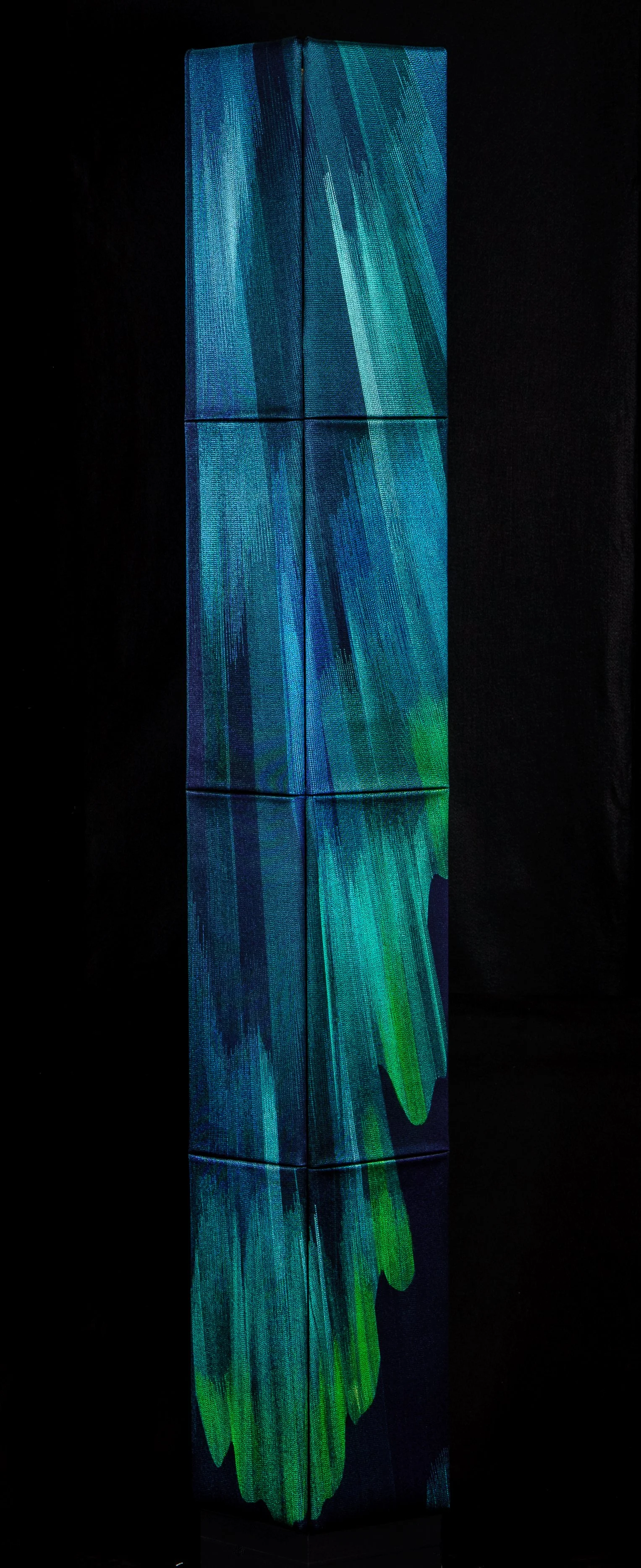 7-AuroraTower4-10x84-6.jpg