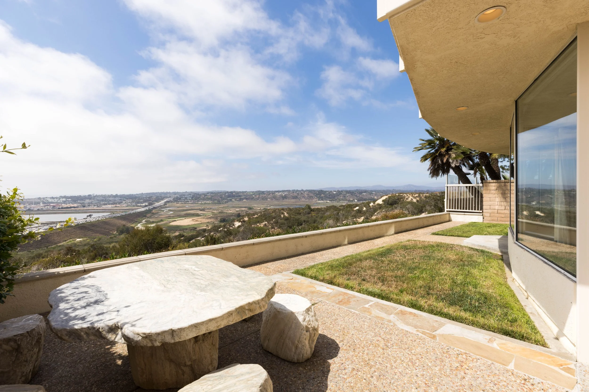3286_Ocean_Vista_Rd_MLS_Res-44.jpg