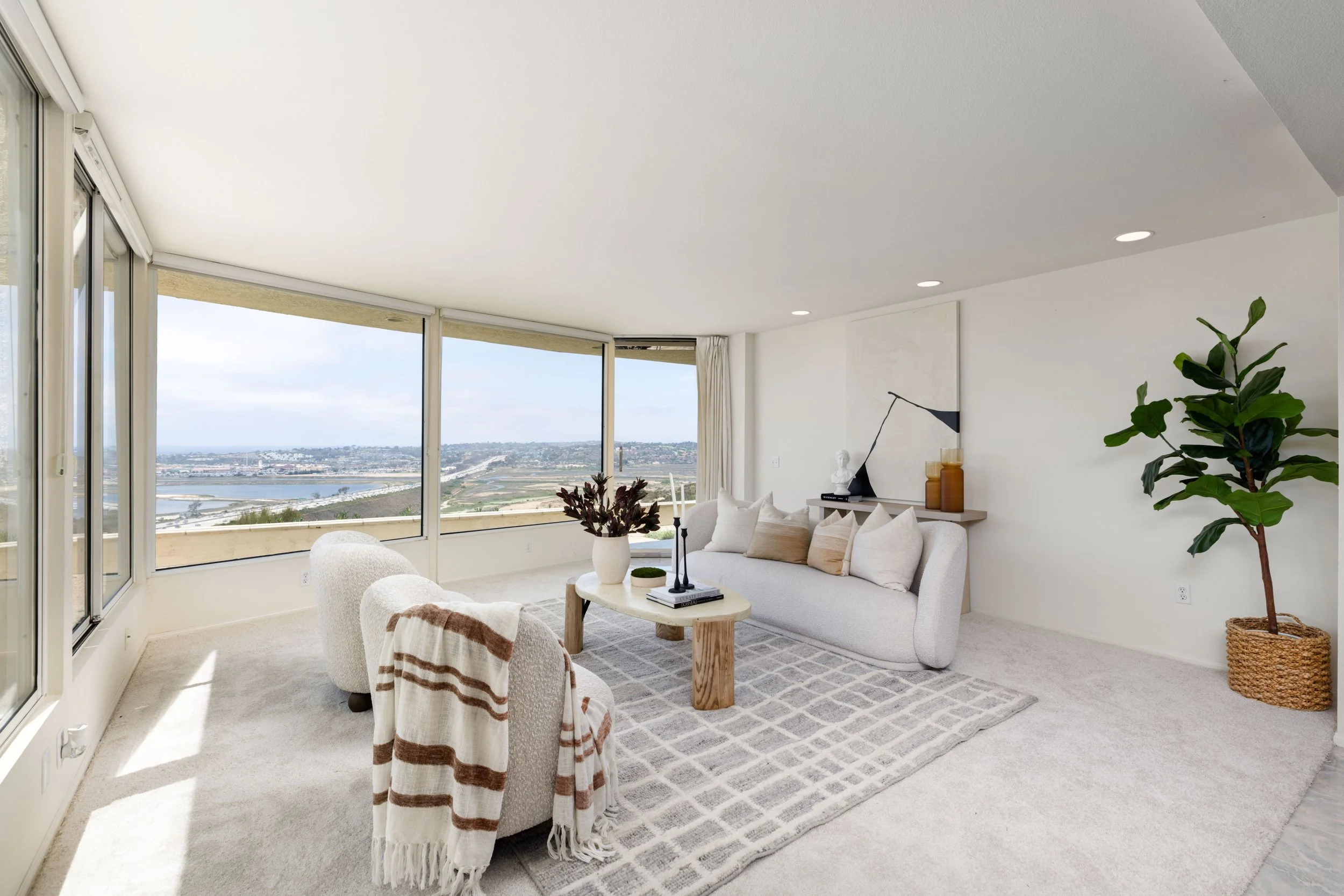 3286_Ocean_Vista_Rd_MLS_Res-8.jpg