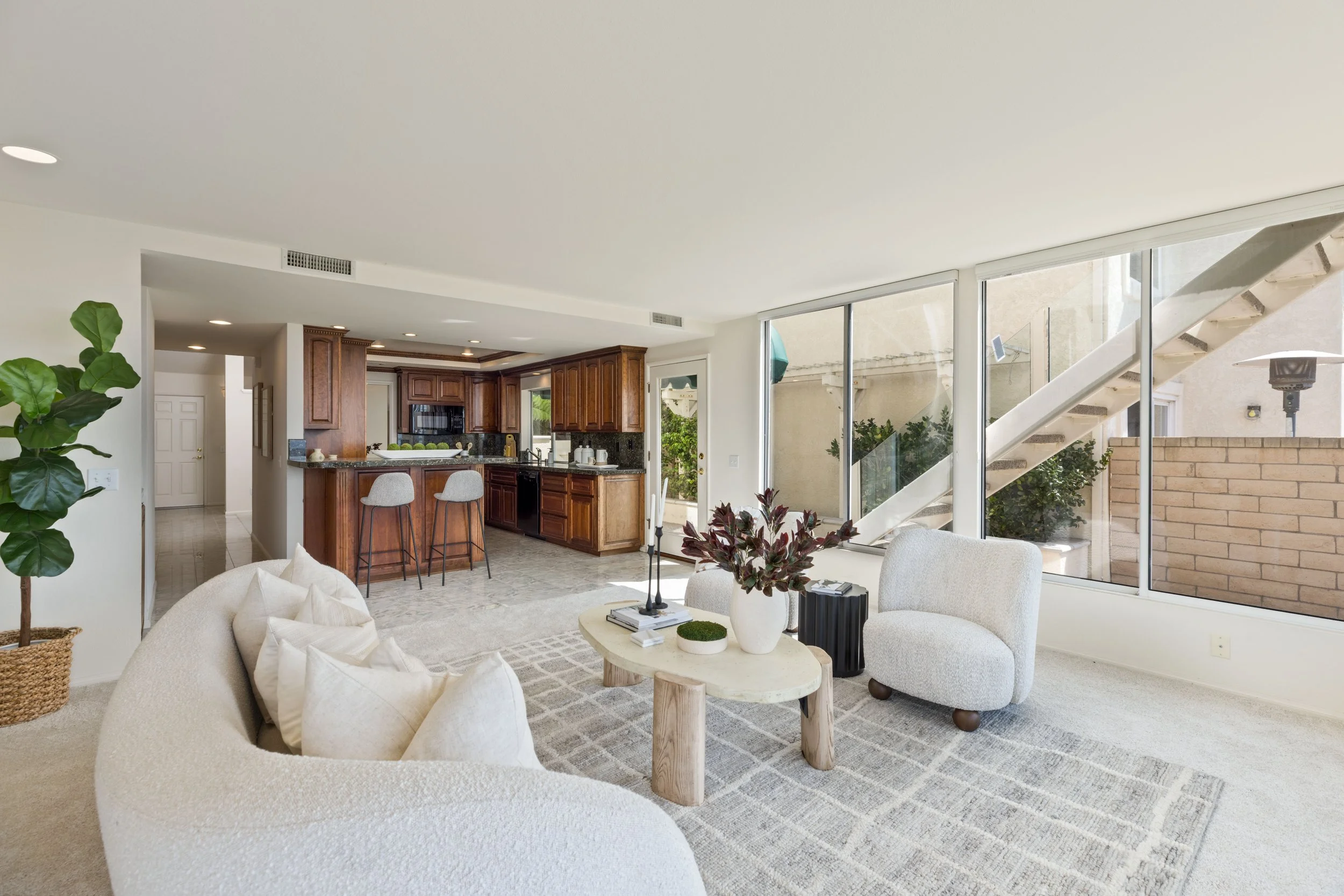 3286_Ocean_Vista_Rd_MLS_Res-11.jpg