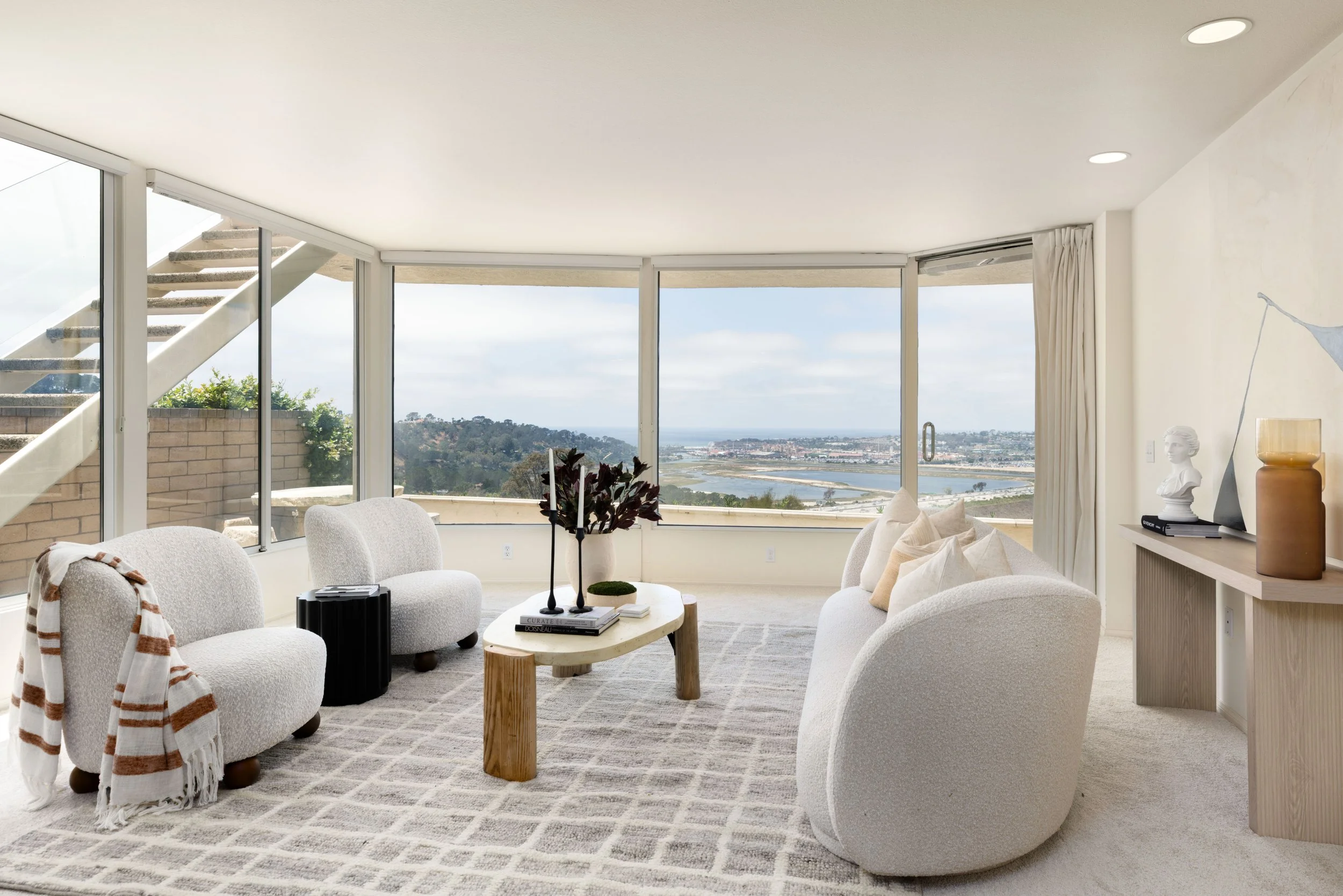 3286_Ocean_Vista_Rd_MLS_Res-9.jpg