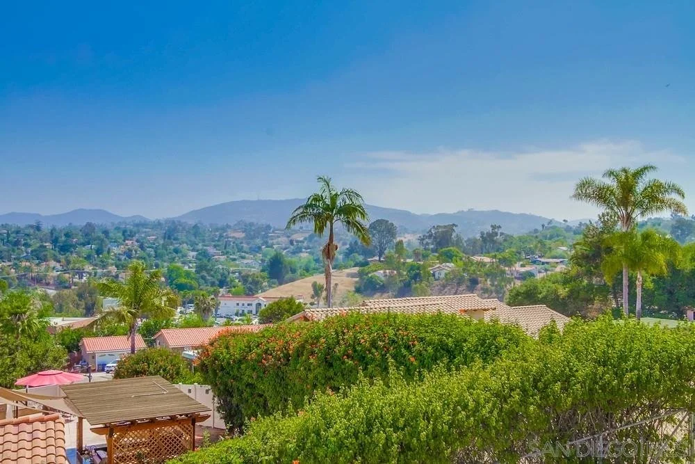 SOLD | 1201 Allea Lane | $937,500 | Vista