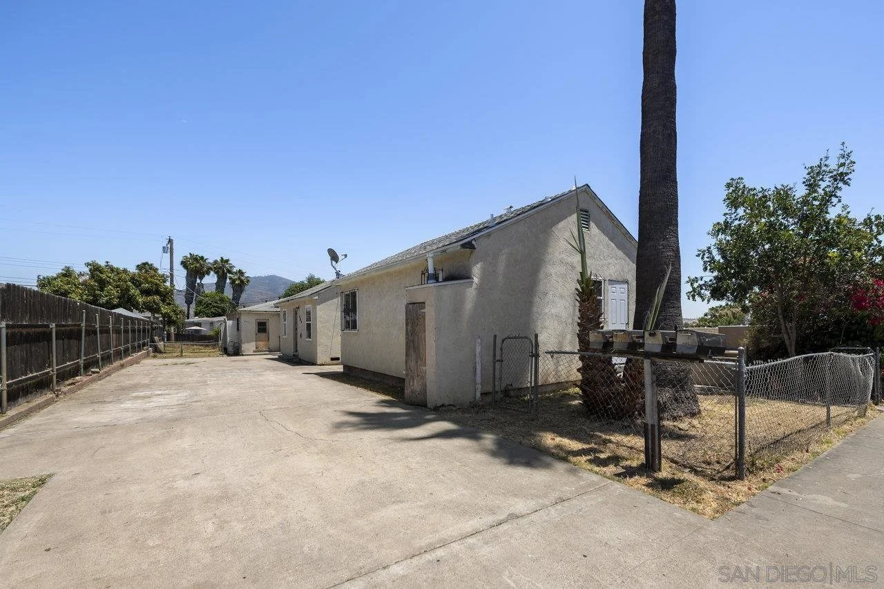 SOLD | 449-55 Grand Ave | $880,000 | Spring Valley