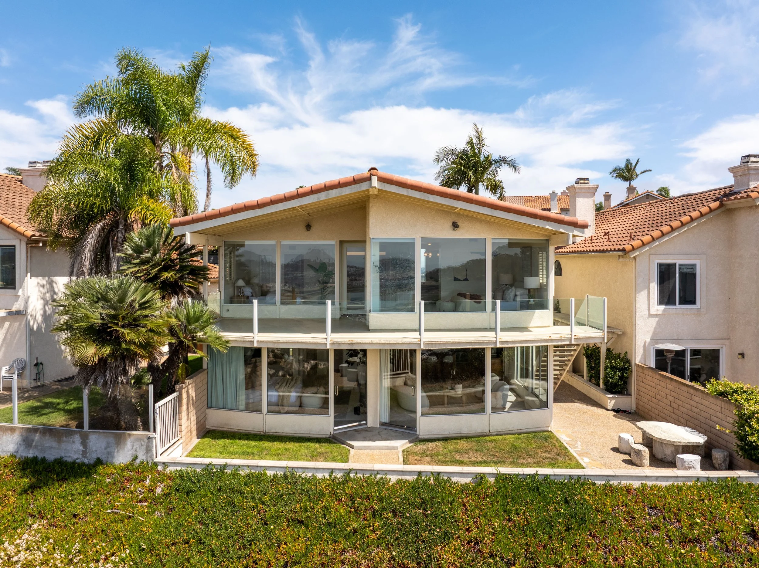 3286_Ocean_Vista_Rd_MLS_Res-3.jpg