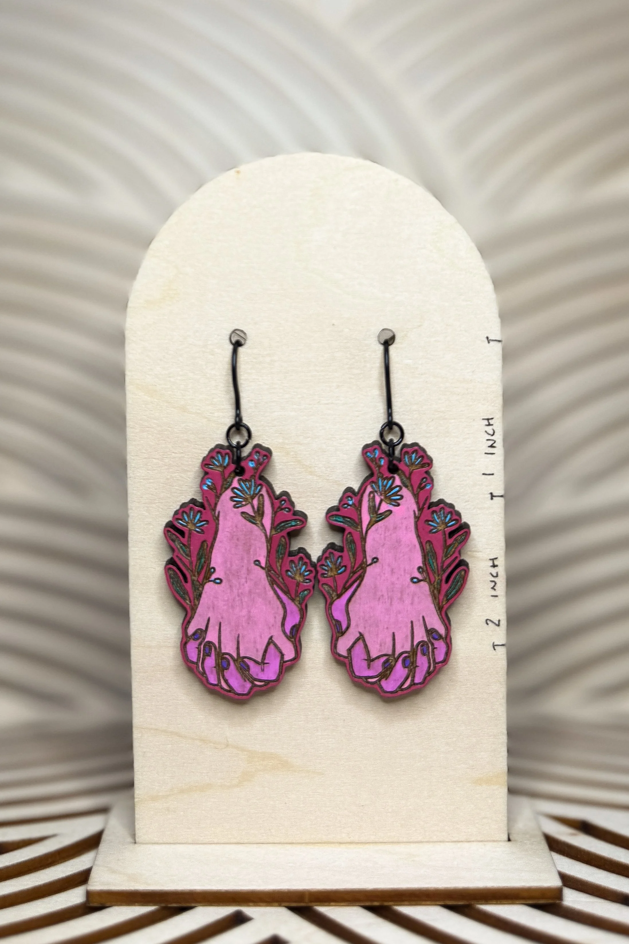 Frolic-Maine-Earrings-200.jpg