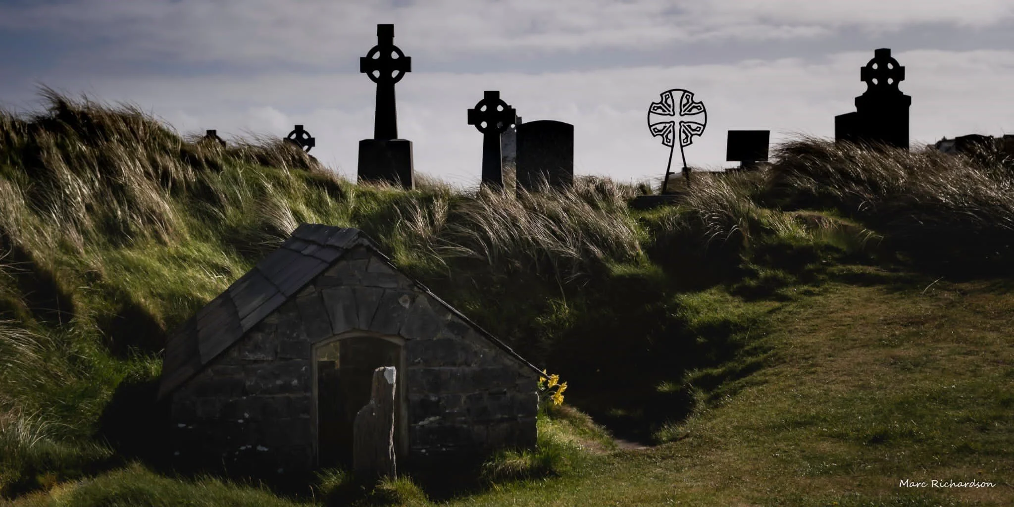Marc-Aran-Island-Graveyard.jpg