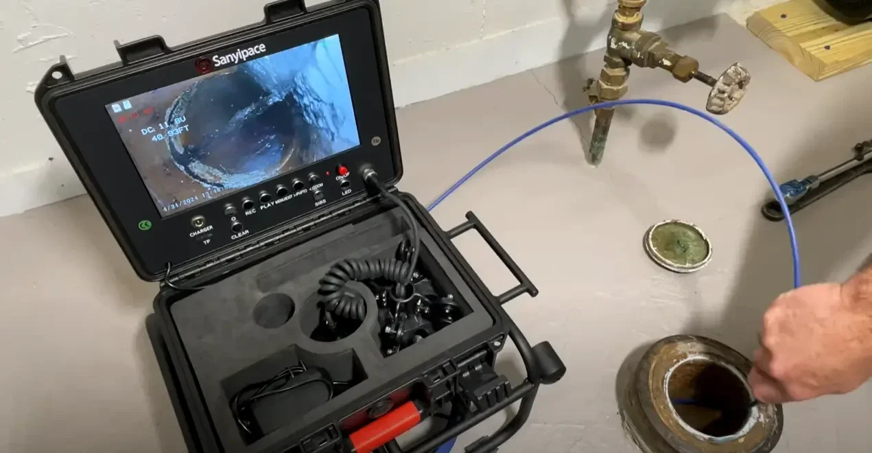 How to Use a Plumbing Camera to Diagnose Household Clogs？
