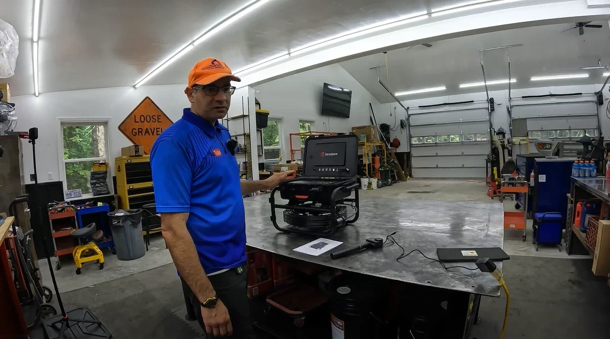 How to Use a Plumbing Camera to Diagnose Household Clogs？