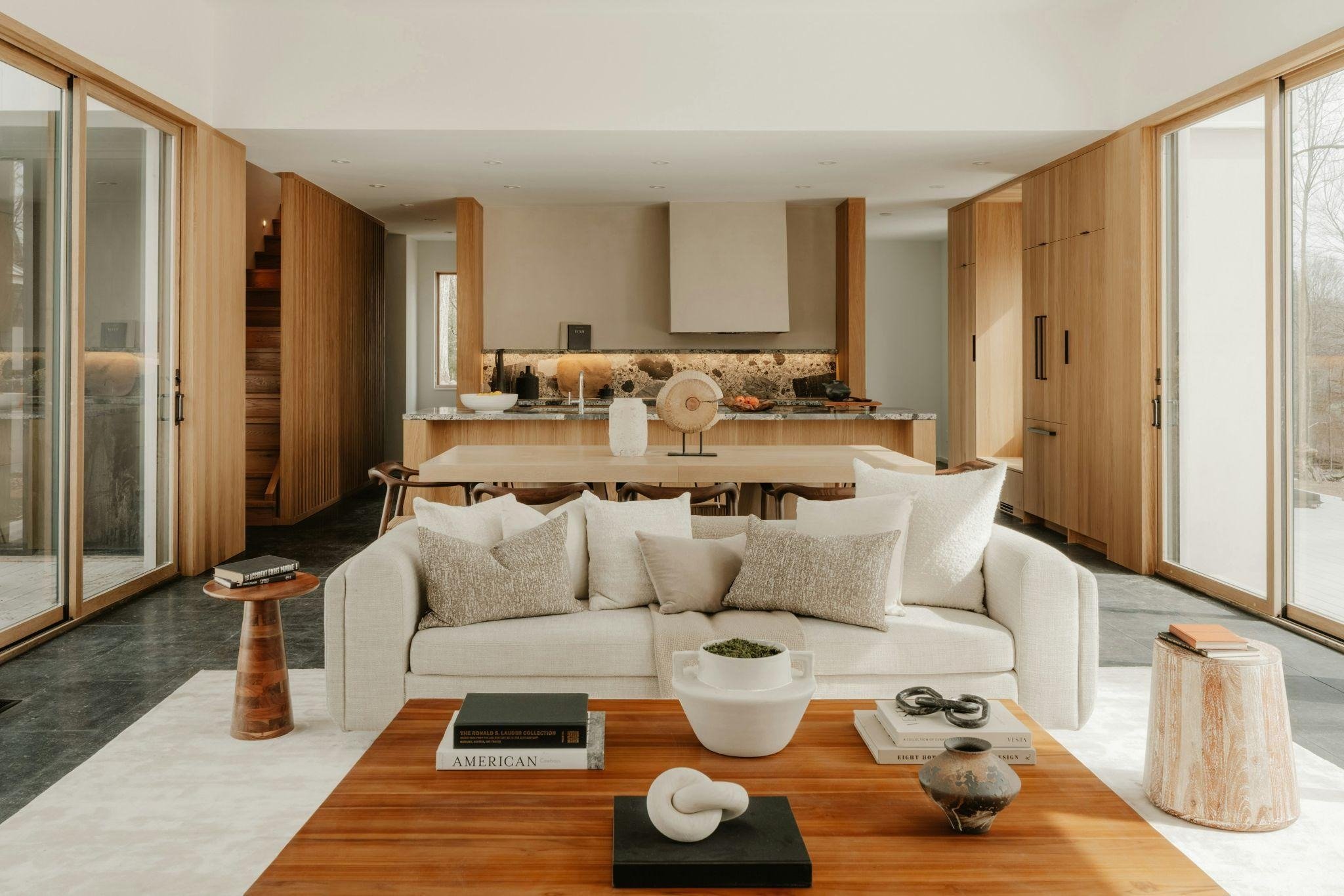 Natural Wood Interiors: Why Canadian Homeowners Are Choosing Wood Again