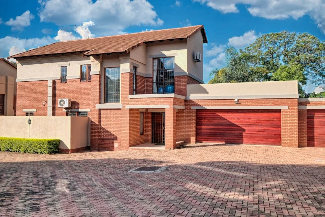 Stylish Doors That Redefine Your Garage's First Impression