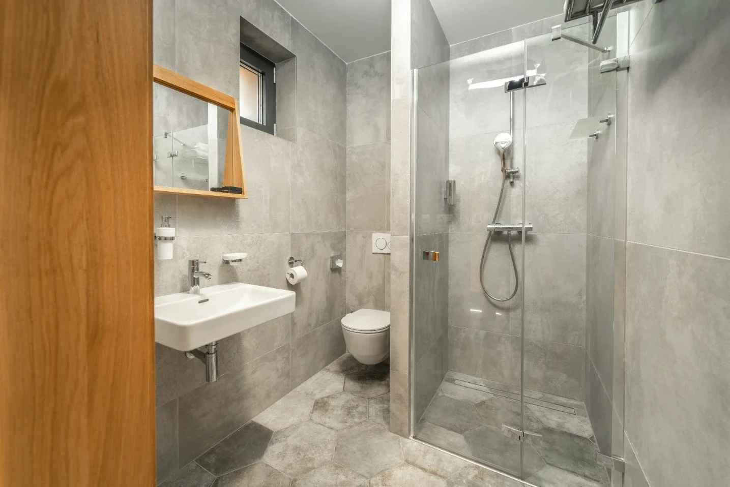 Ceramic Shower Wall Tiles vs Porcelain Shower Wall Tiles: Which Offers Better Durability?