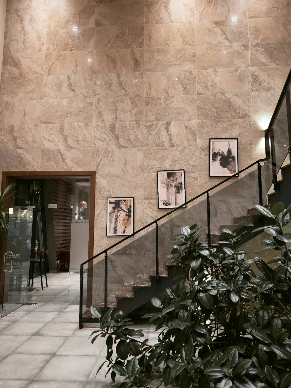 Luxury Wall Art: Adapting to Multifunctional Home Spaces