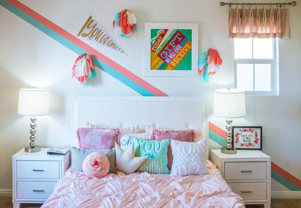 The Ultimate Guide to Creating a Preppy Aesthetic Room Decor — Lord Decor