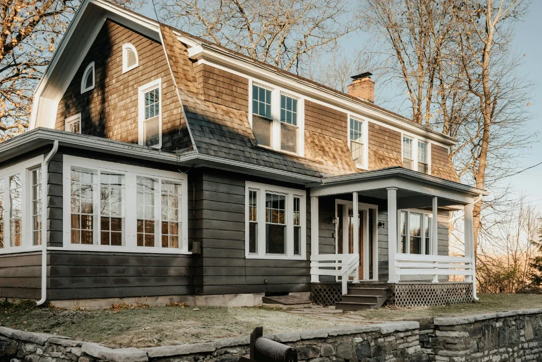 What Defines a Modern Front Door in Today’s Homes