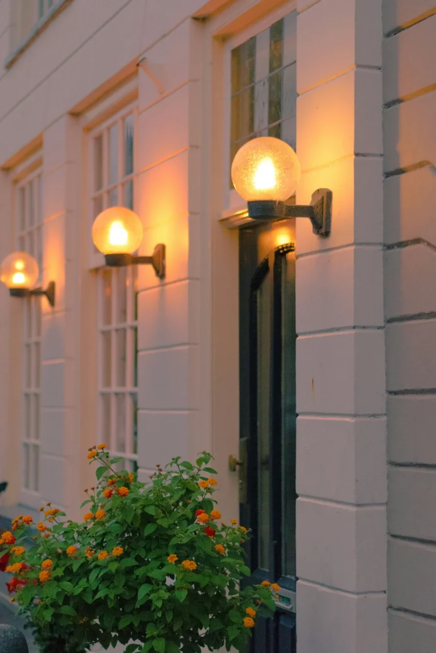 10 Questions to Ask Jefferson City Outdoor Lighting Experts