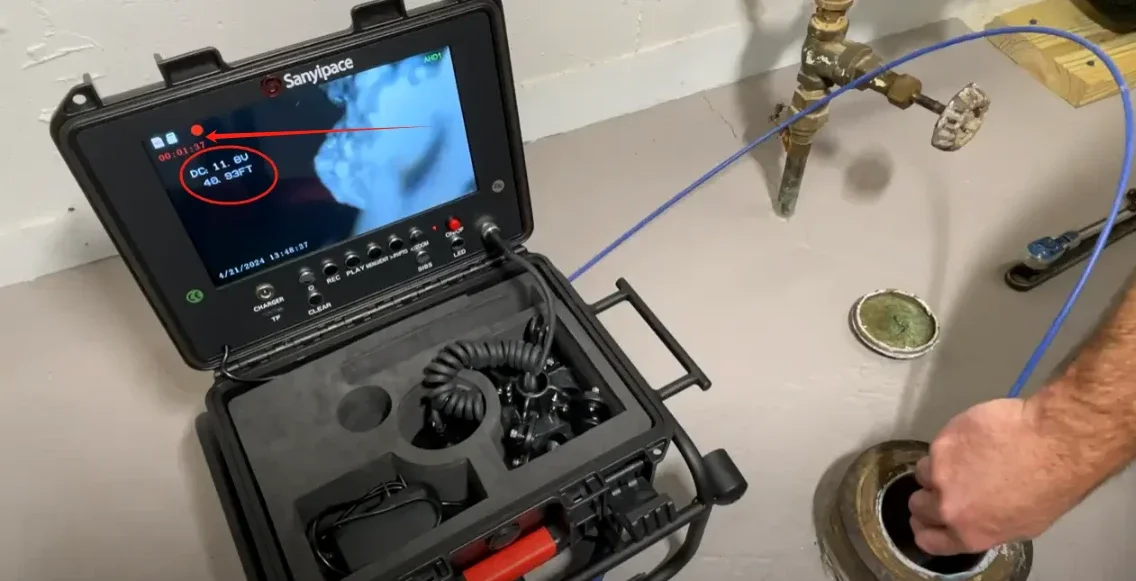 How to Use a Plumbing Camera to Diagnose Household Clogs？