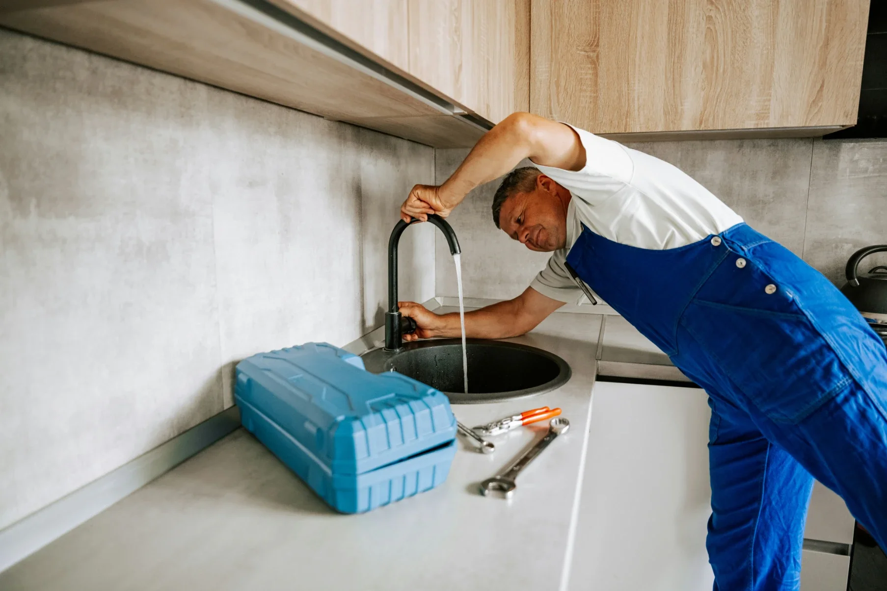 How to Solve Drainage Problems Around Older Homes