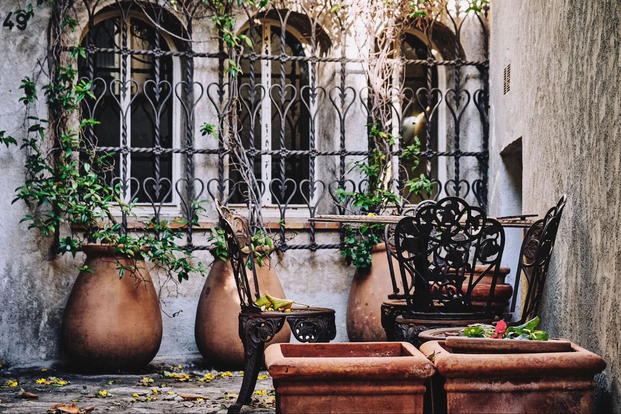 Interior Design Tips for Anaheim's Historic Colony District Homes