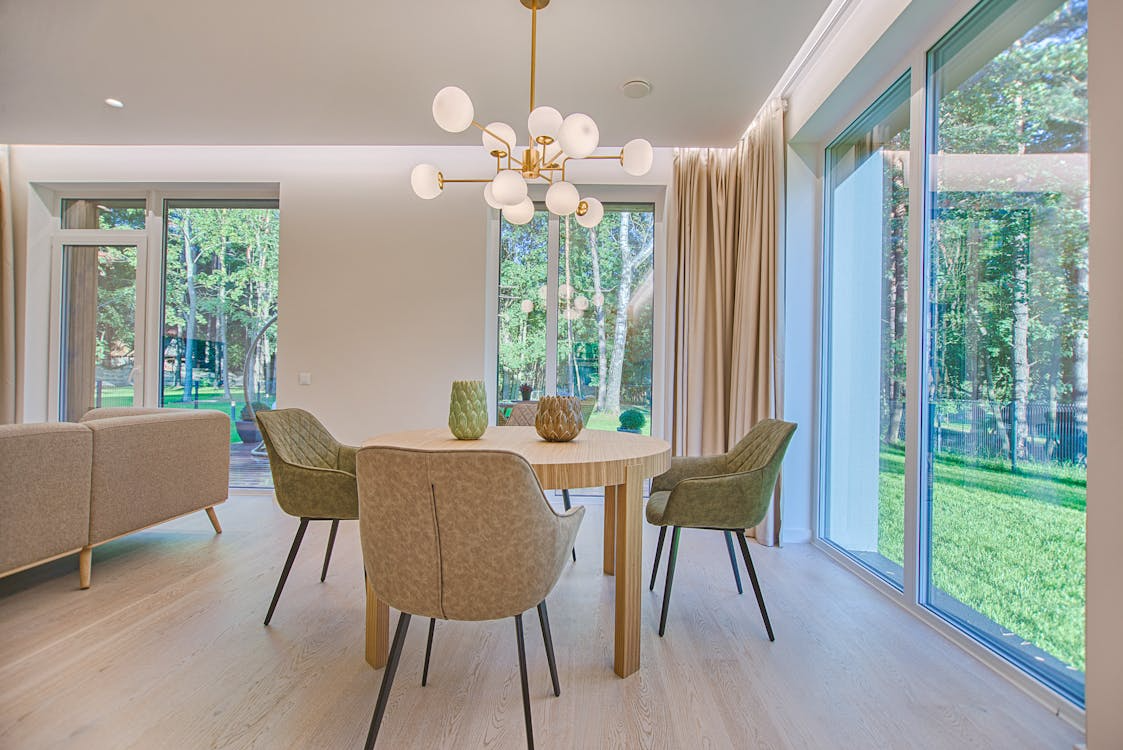 Hardwood Flooring vs Tiles: Who Wins Where?