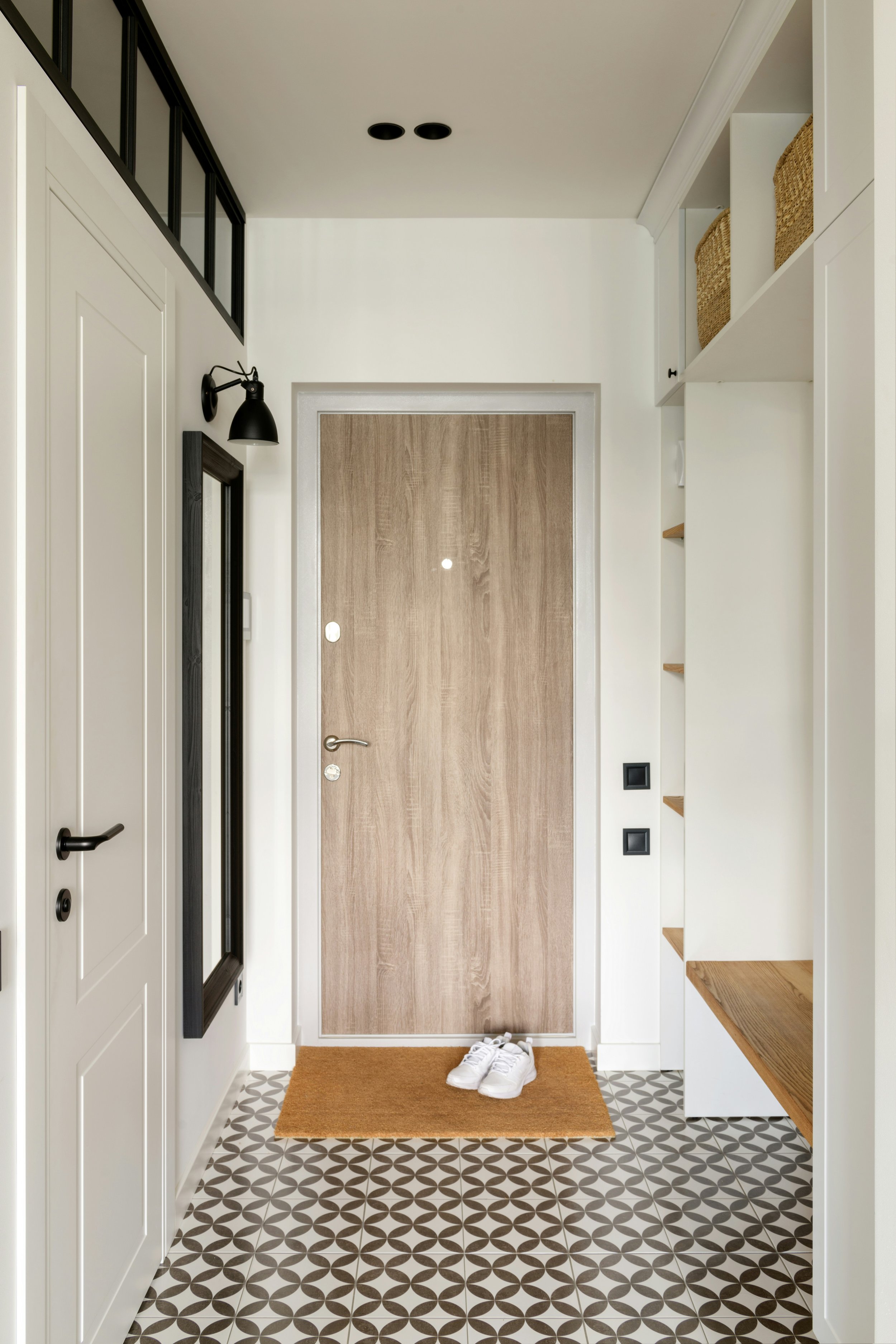 How to Determine the Right Door Size for Your Home