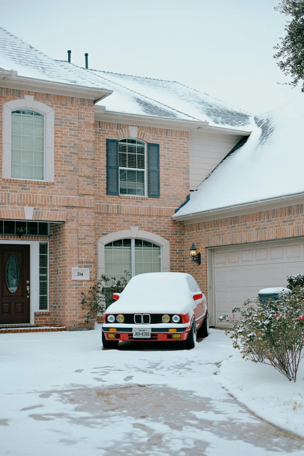 Heated Mats Canada: The Essential Tool for Winter Driveway Safety