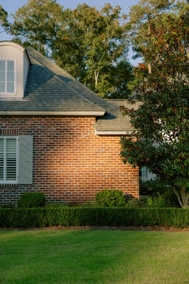 Exactly How Does Roof Age Affect An Insurance Claim?