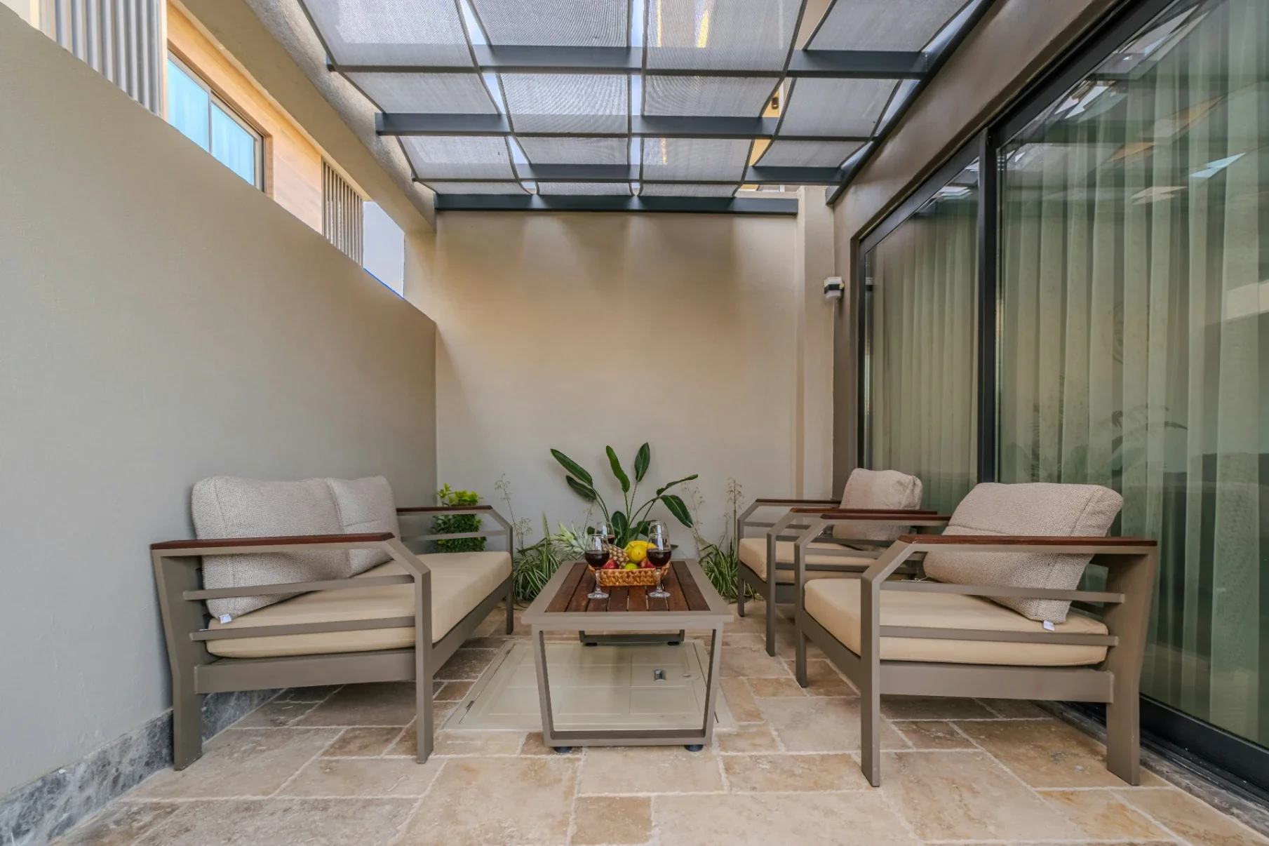 What Is The Difference Between Two-Post And Four-Post Cantilever Patio Covers?