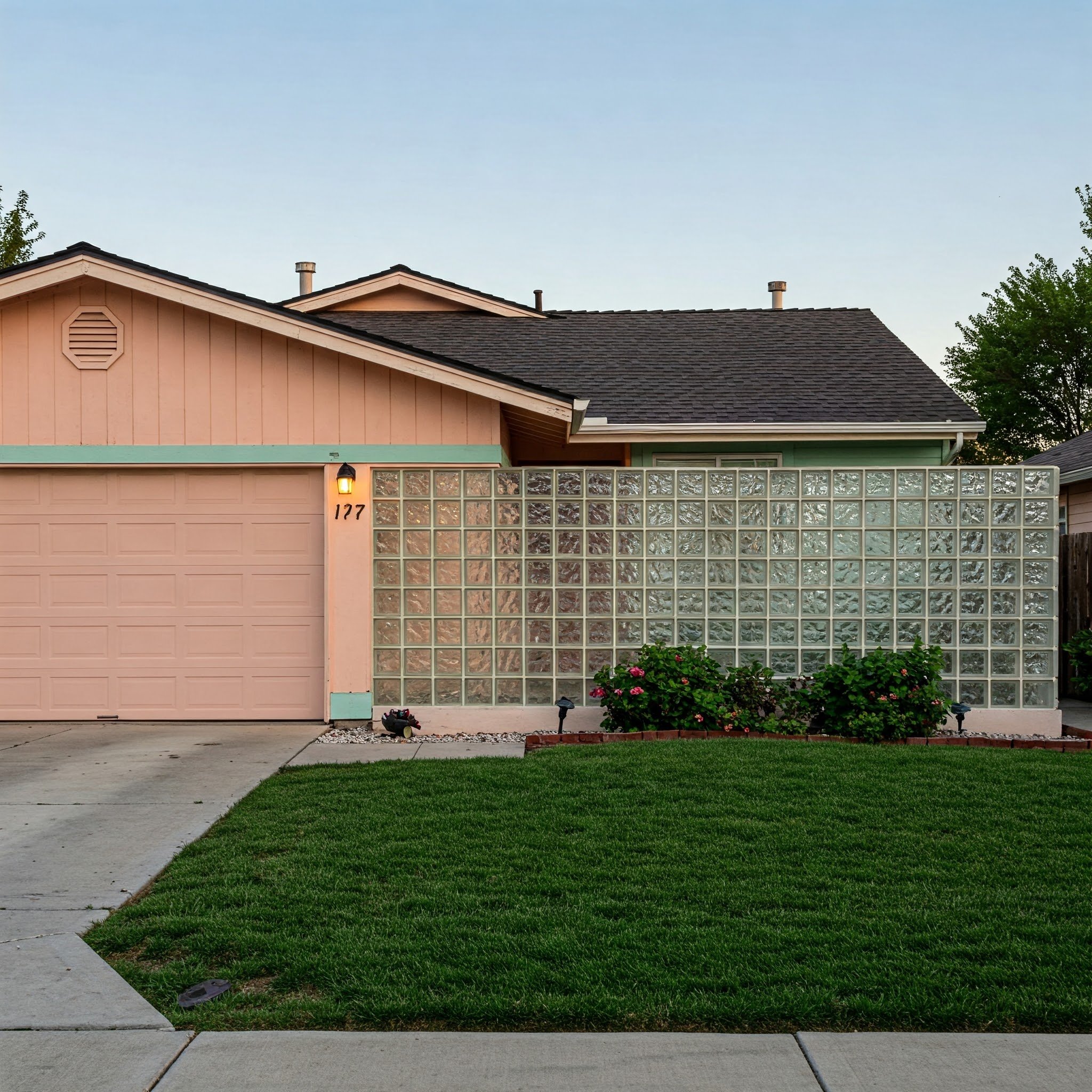 80s House