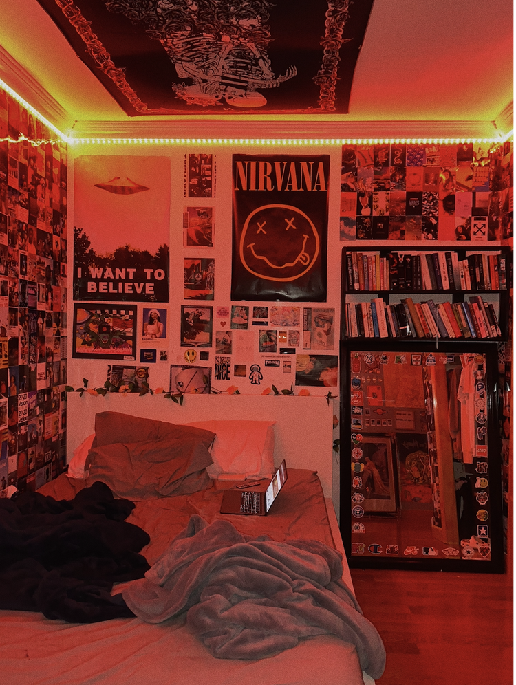 How to Create a Grunge Room Aesthetic