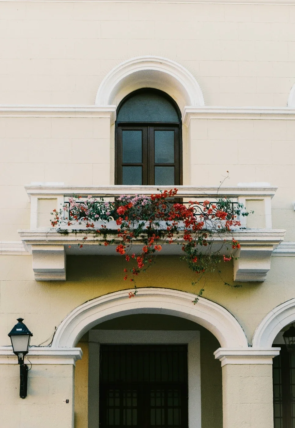 Why Juliet Balconies Make So Much Sense for Modern Home Extensions