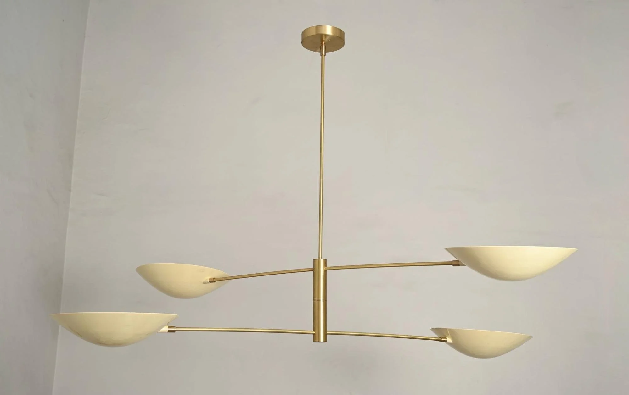 Mid-Century Modern Ceiling Lights: Bringing Retro Elegance to Today’s Homes