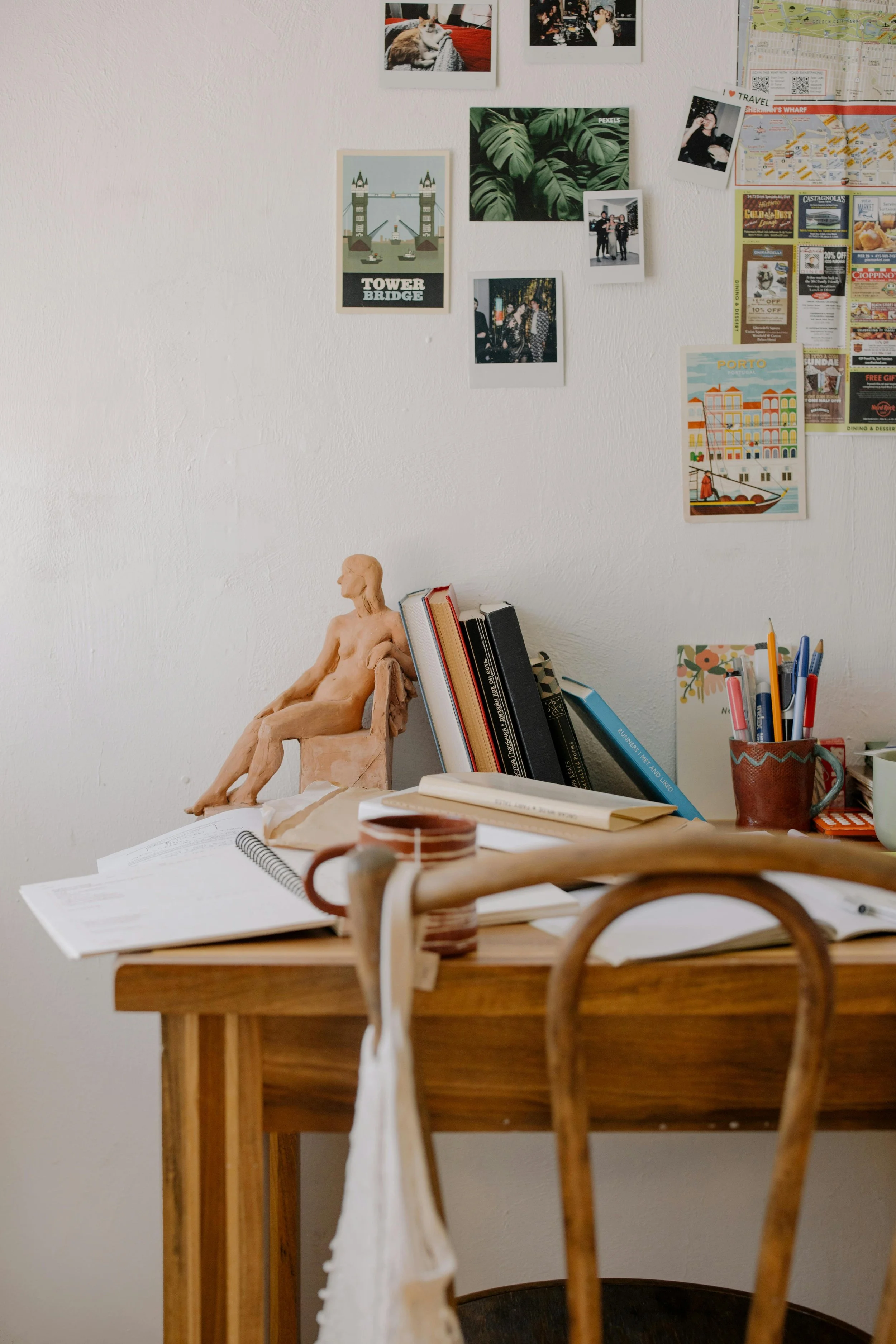 How to Create a Vision Board for 2026 (That Actually Moves Your Business Forward)