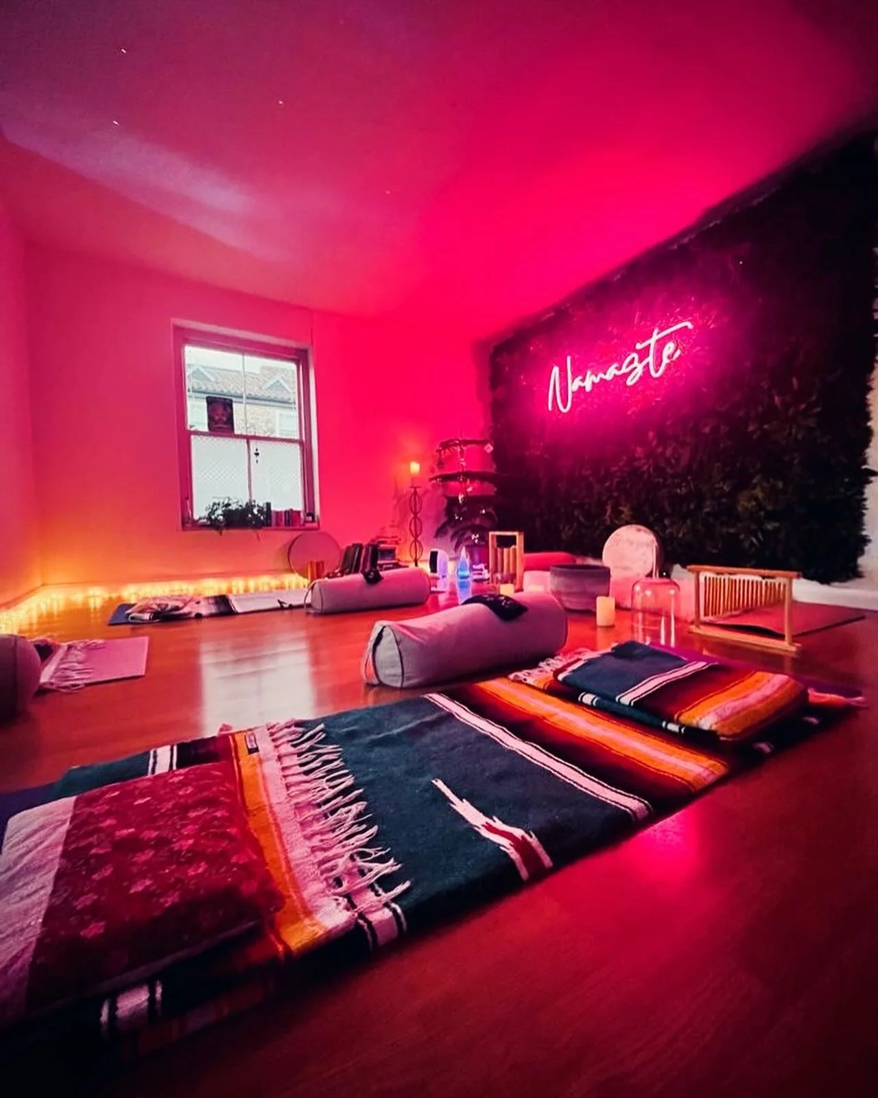 PINKSTUDIO (1).JPG