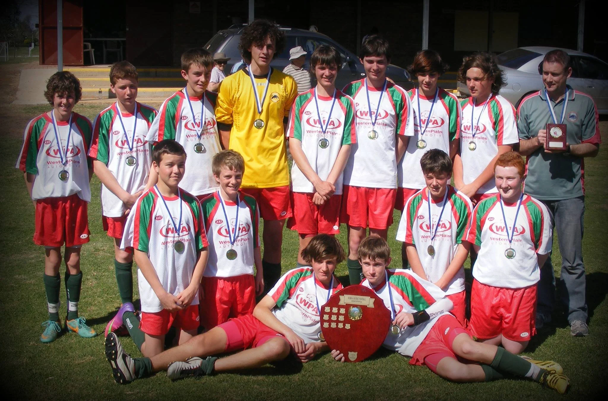 2013 U15's Grand Final Winners  

Coach: Gerard Allen  


Back: Matt Parish, Phil McArthur, Josh Thompson, Alex Hangan, Isaac Maginnis, Hayden Caulder, Phil Brien, Gerrad Willison, Gerard Allen  

Front: Lachlan McCabe, Pat O’Dwyer, Lockie Taylor, Jo
