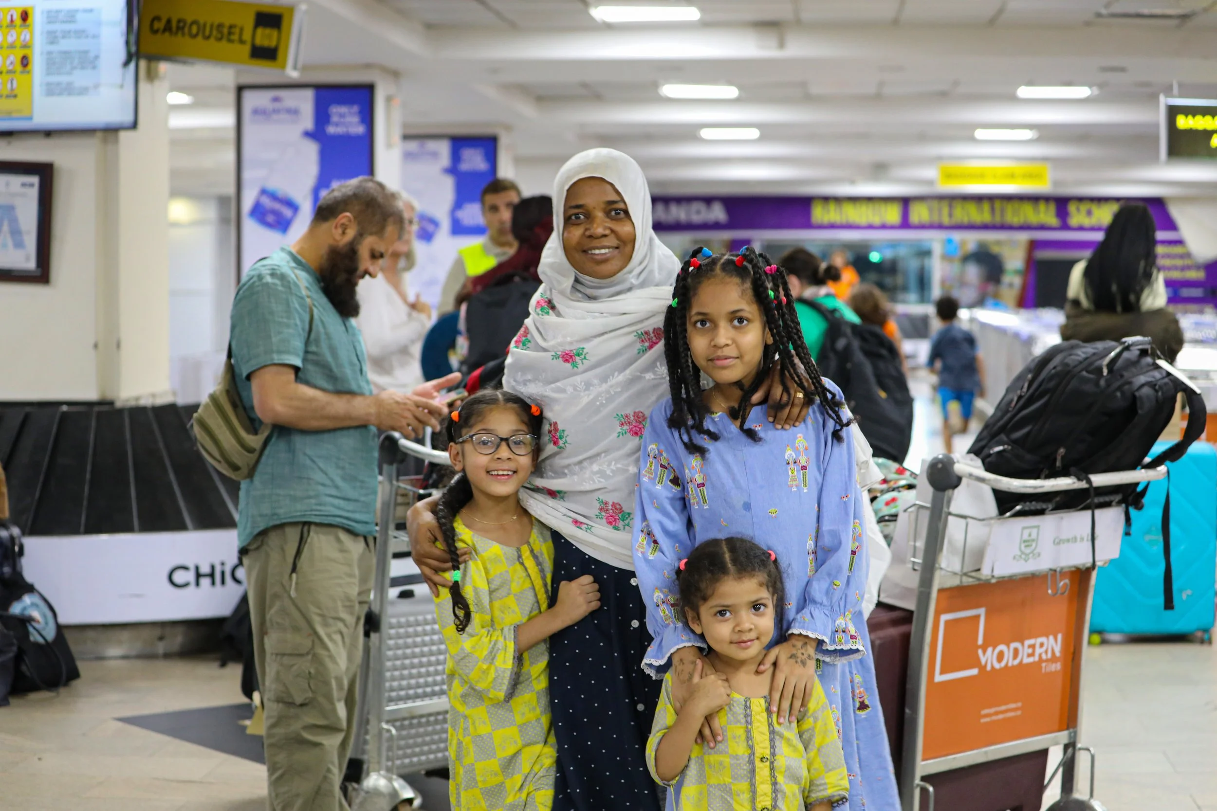 EvacuationSudan_Amdajfamily.jpg