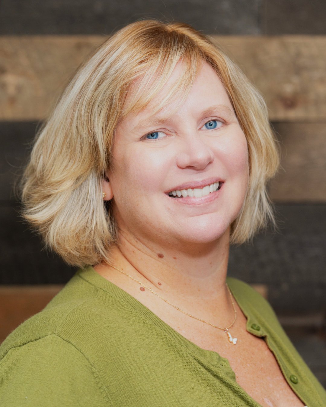 headshot of missy wright