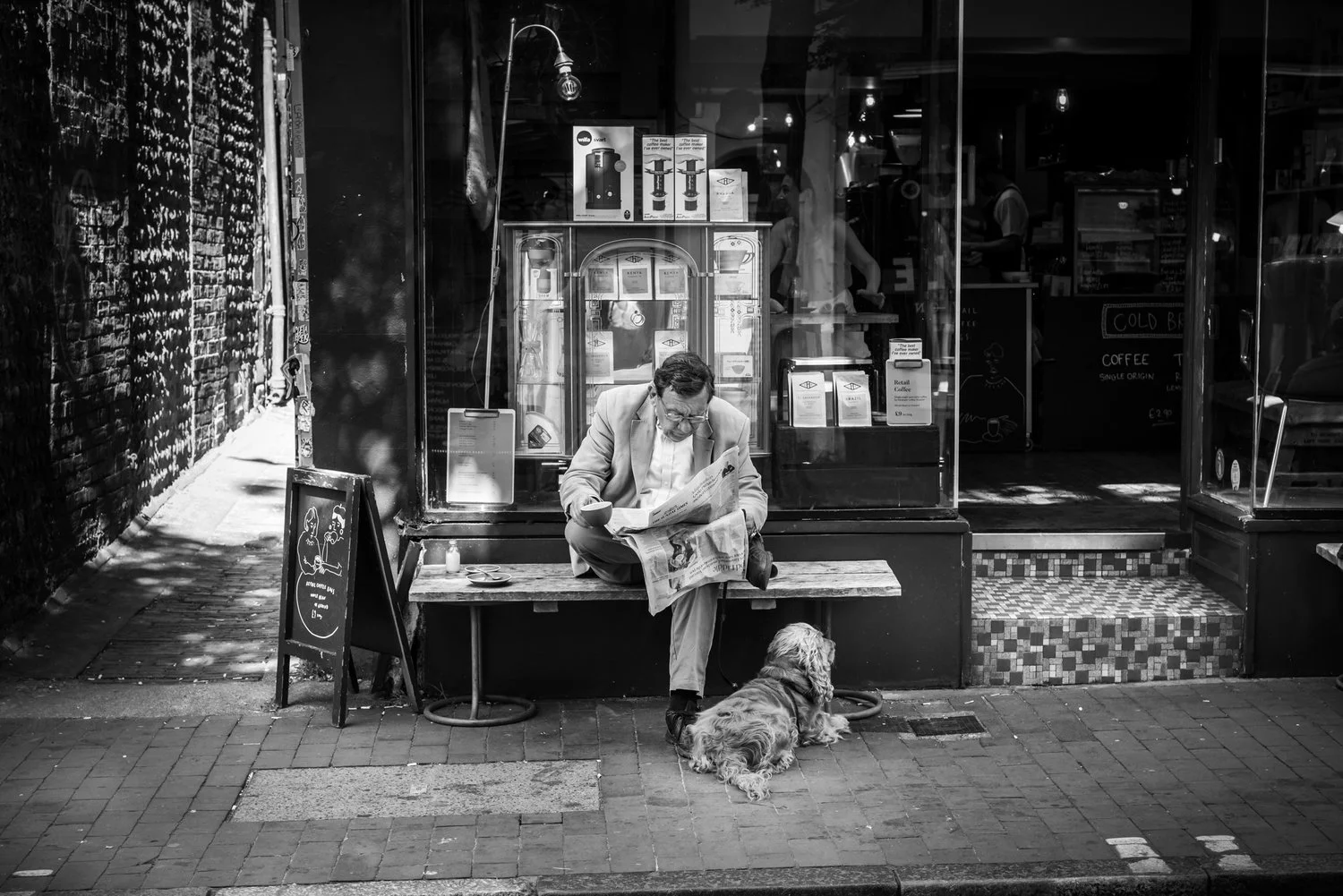Brighton-Photographer-Street-Documentary-Lanes-Coffee-Shop-Photo-©-Scott-Ramsey-Photography.jpg