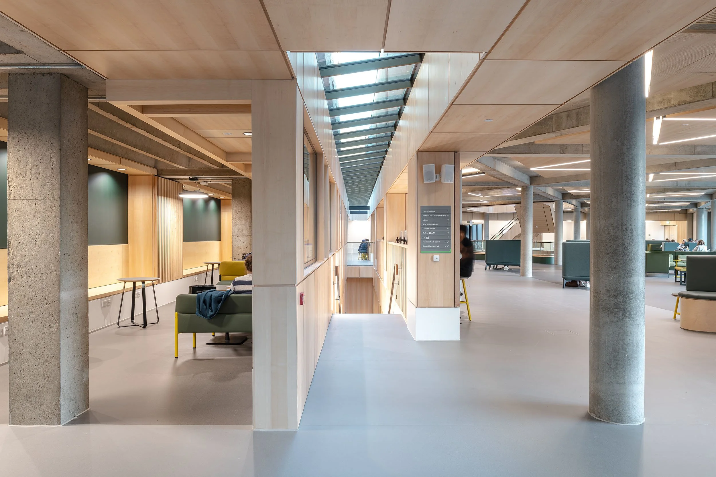 Stirling Uni, Central Campus .jpg