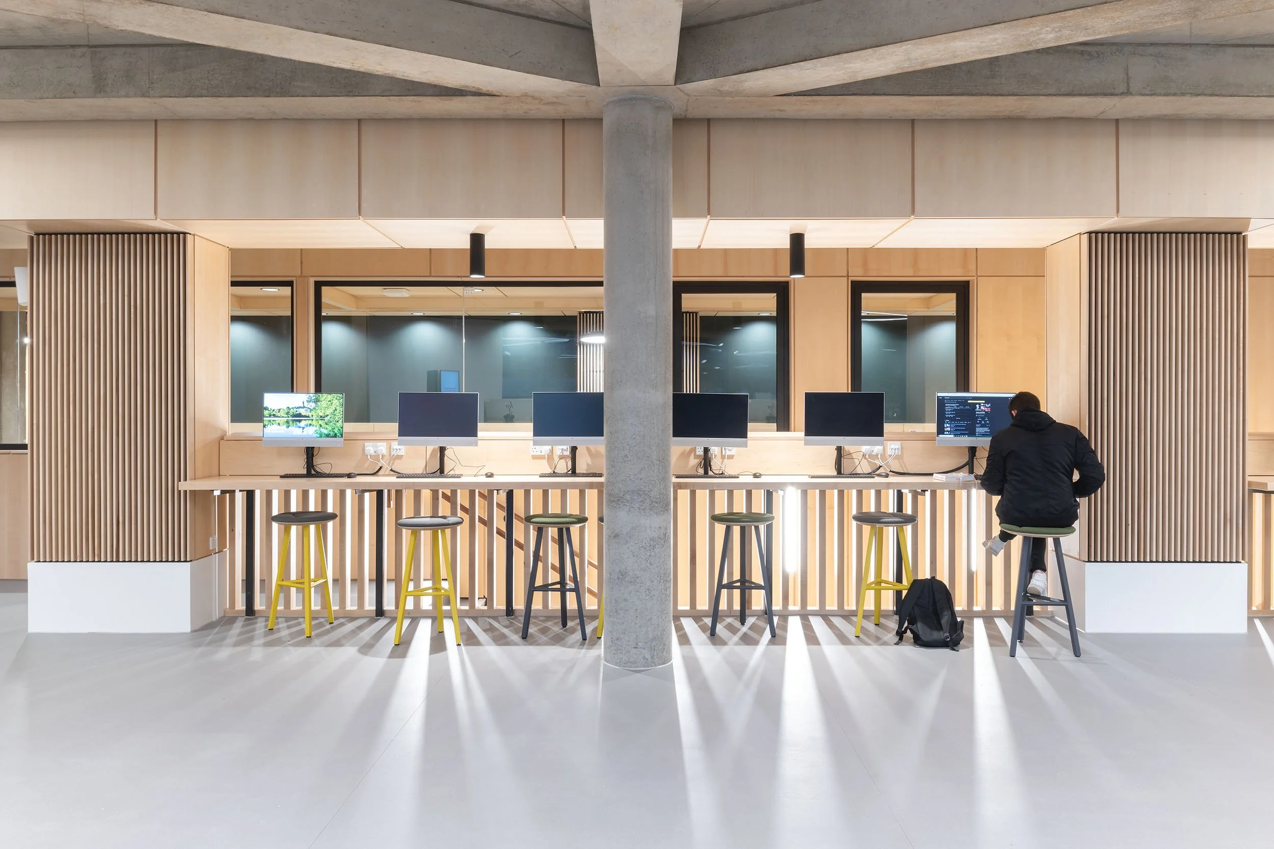 Stilring University, computer area .jpg