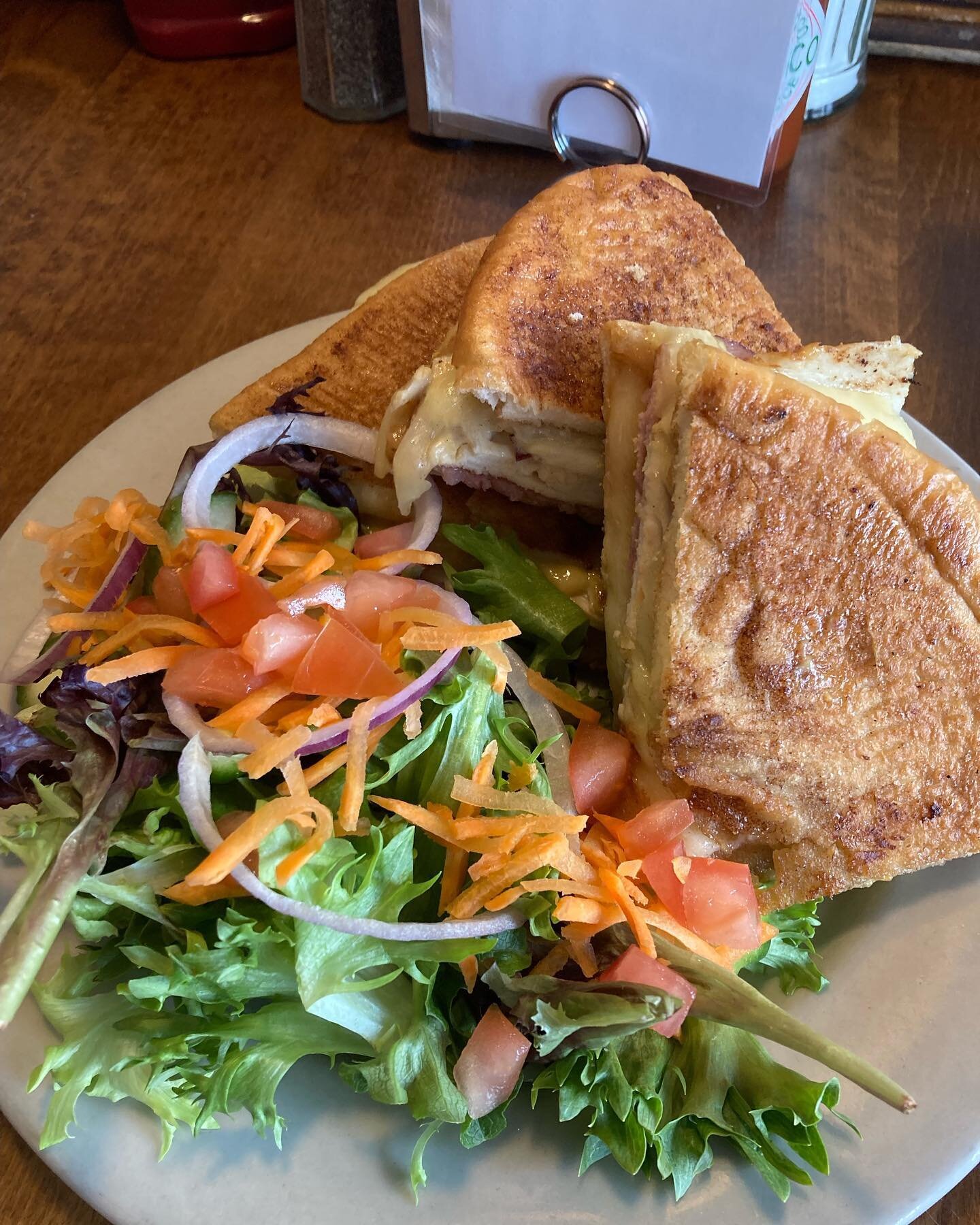 Our Vermont-y Cristo lunch special! Turkey, Ham, sliced apples, maple dijon, Cabot cheddar, pressed between cinnamon sugar fried dough! Your taste buds will thank you!! Snag one this weekend! #rochestervt #rochestercafe