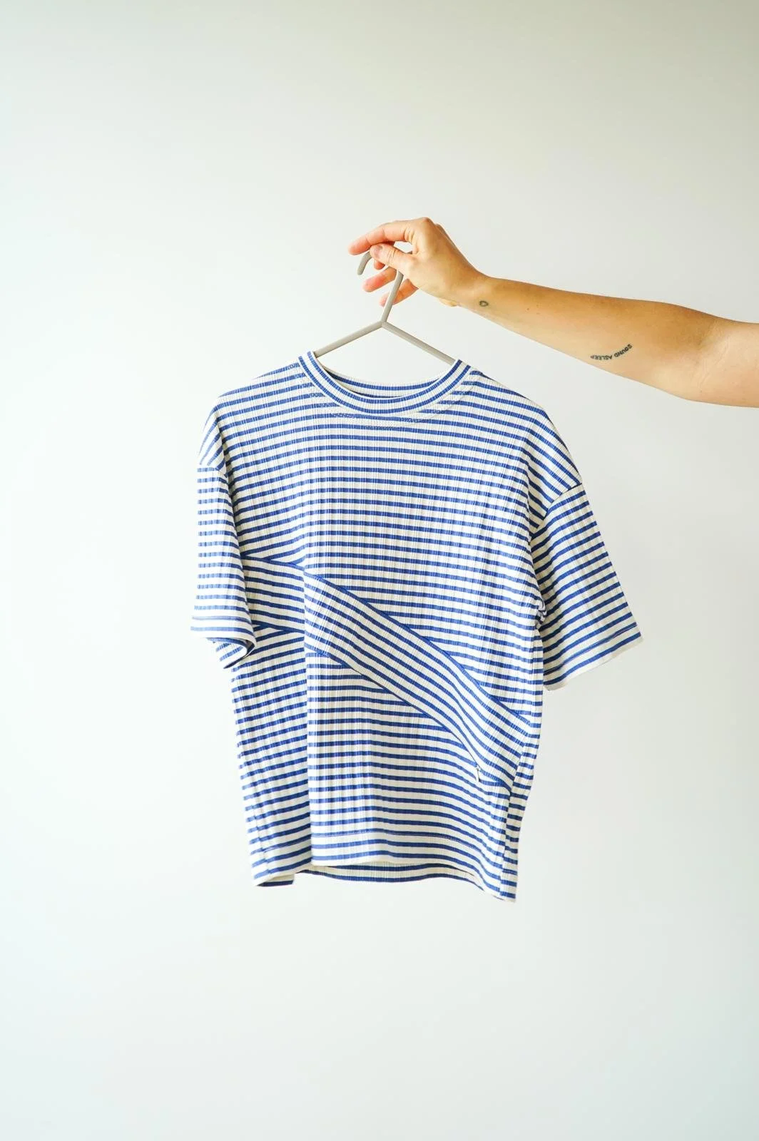 Sasha T-shirt with Hidden Pocket