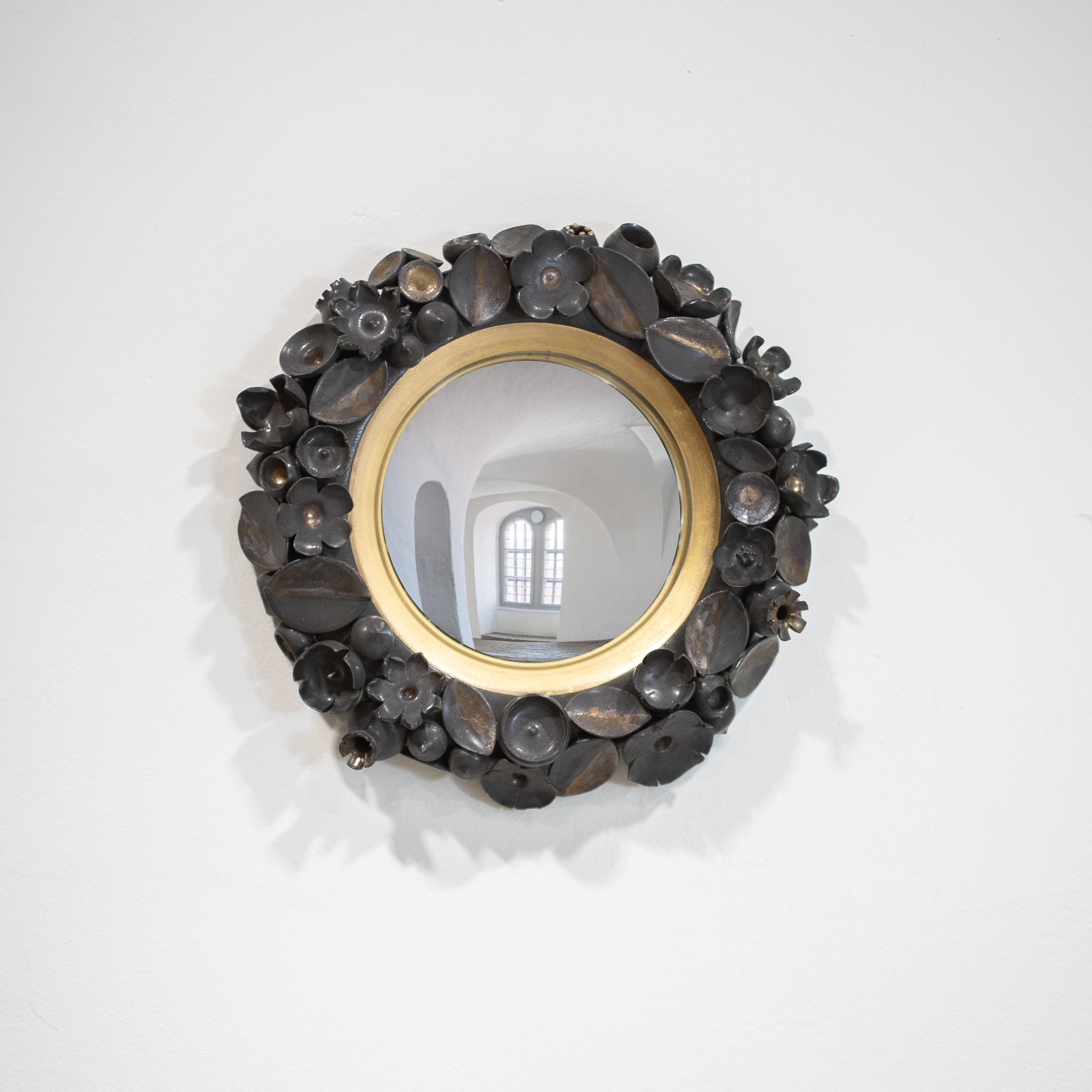 Flora convex mirror