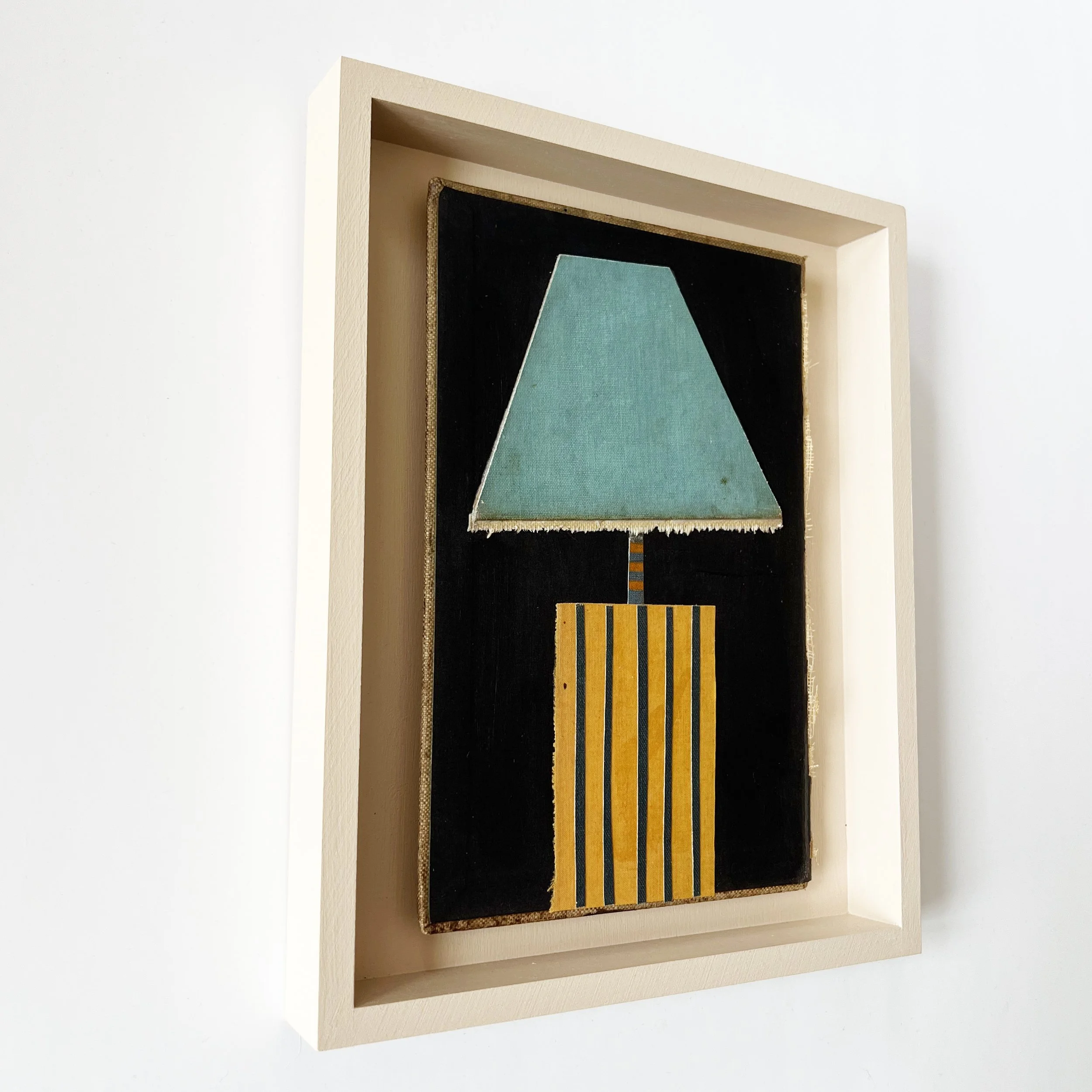Mustard Lamp b.jpg