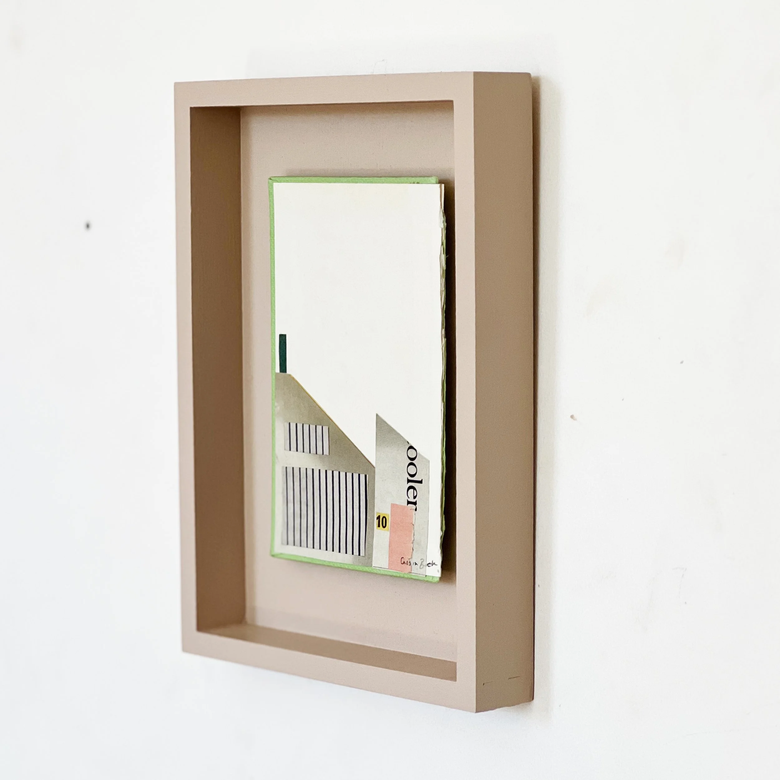 Grey Modernist House b.jpg