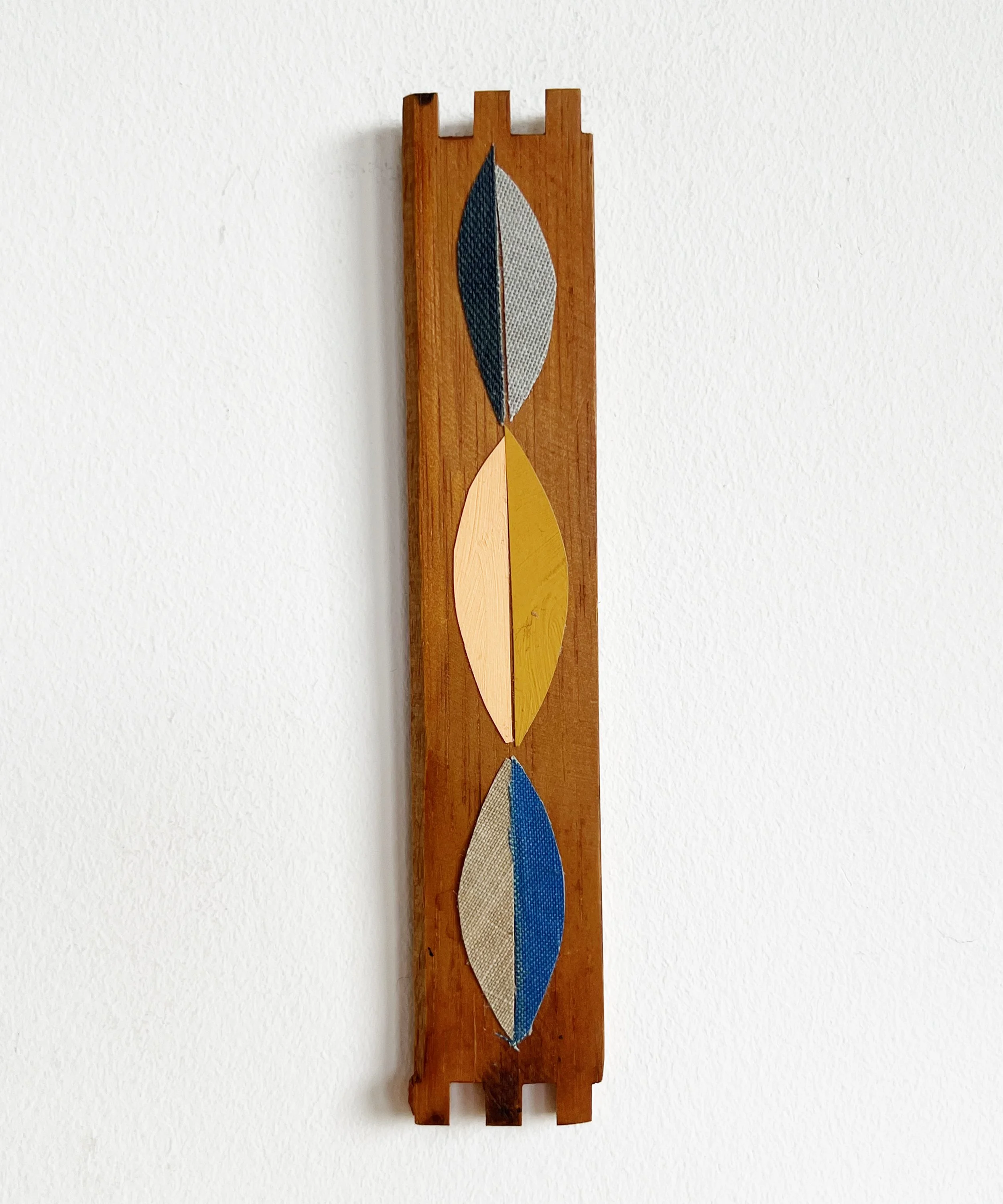 Artefact 1 - 2.5 x 14cm