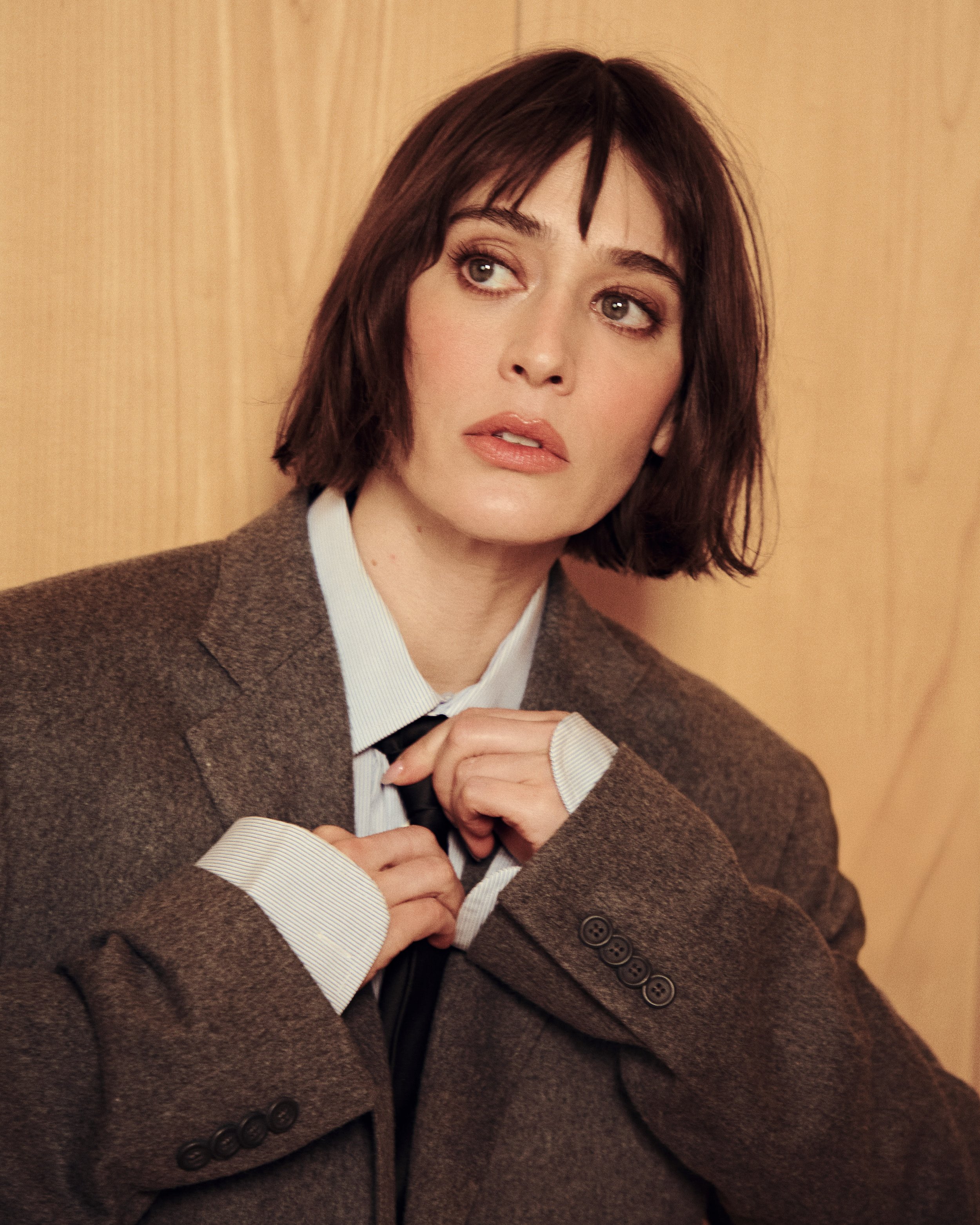 Lizzy Caplan x Numero NL2667.jpg
