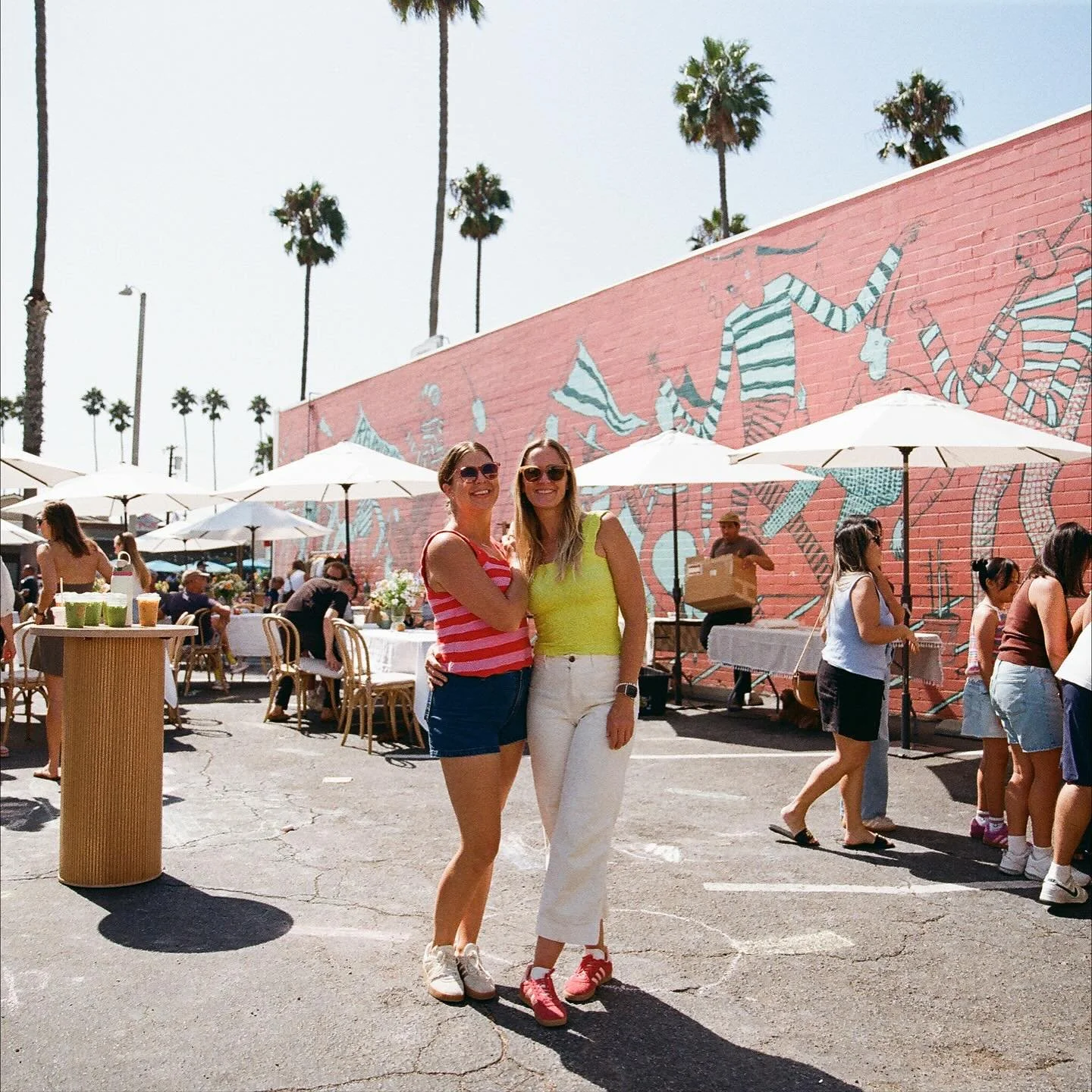 Me and my bestie planned a party my other bestie. Congrats on 10 @revolutionroasters 🎂

And thanks to all the homies who made this block party fun for everyone, including me. 

Film: @mr_illectric