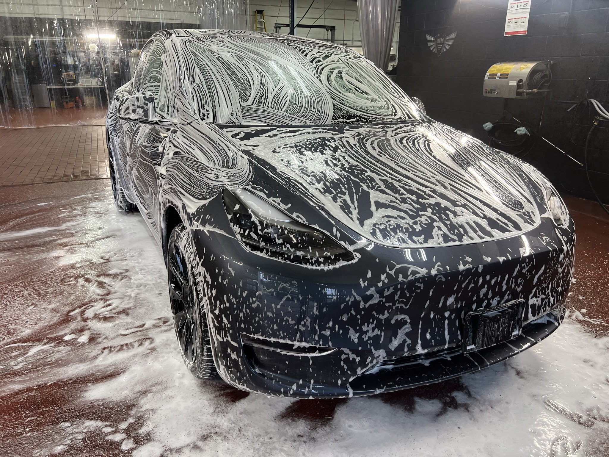 Tesla Y - Stage 1 Paint Correction, CQUARTZ Ceramic