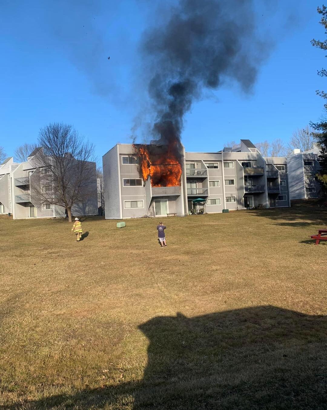 Crews operated at a 2nd alarm fire at an apartment complex in Westfield this morning.