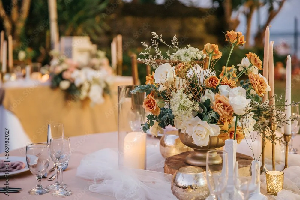 Floral decor for 1 guest table